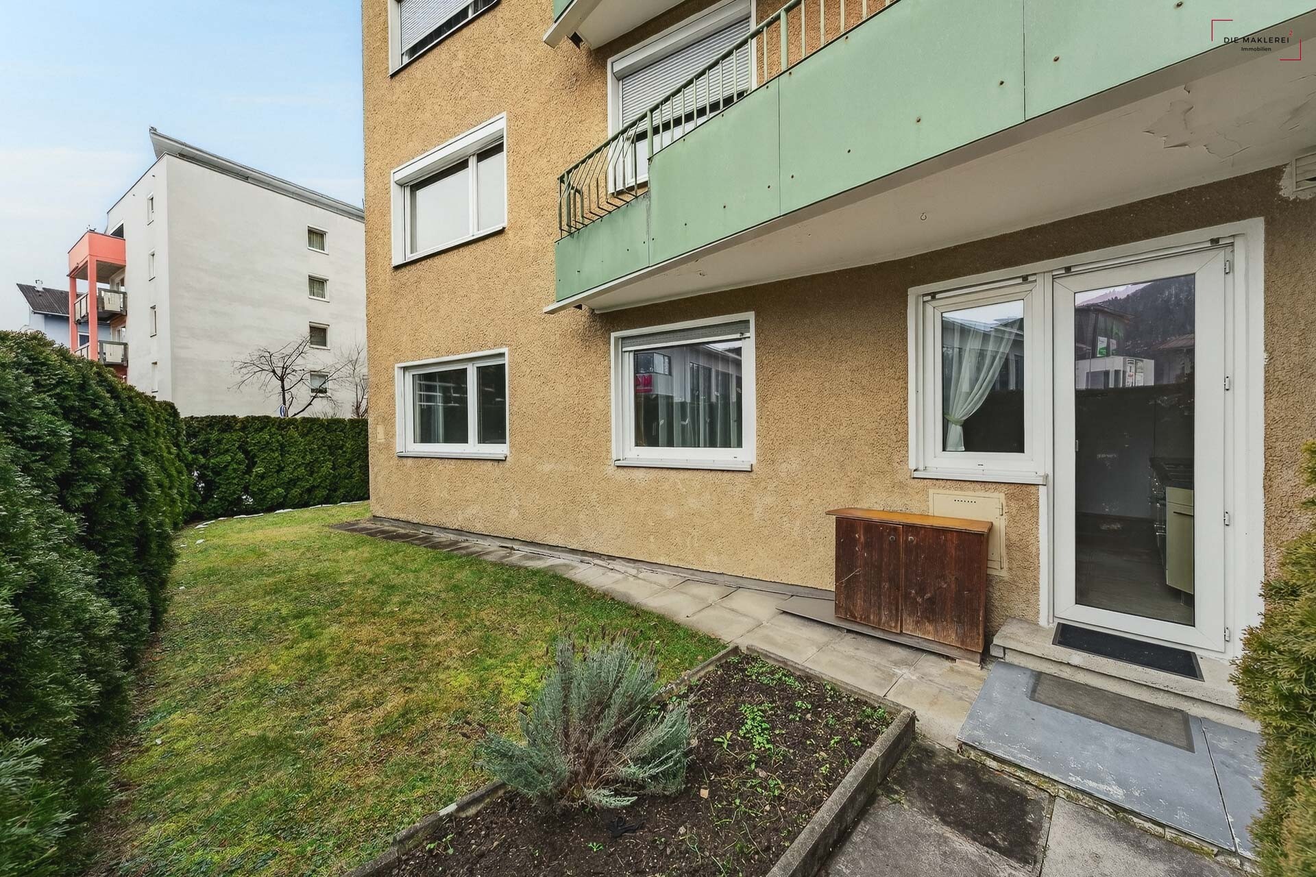 Wörgl-garten-küchenseite