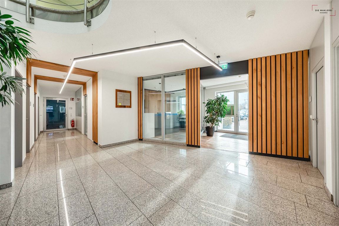 Die_Maklerei_Niederndorf-Foyer 