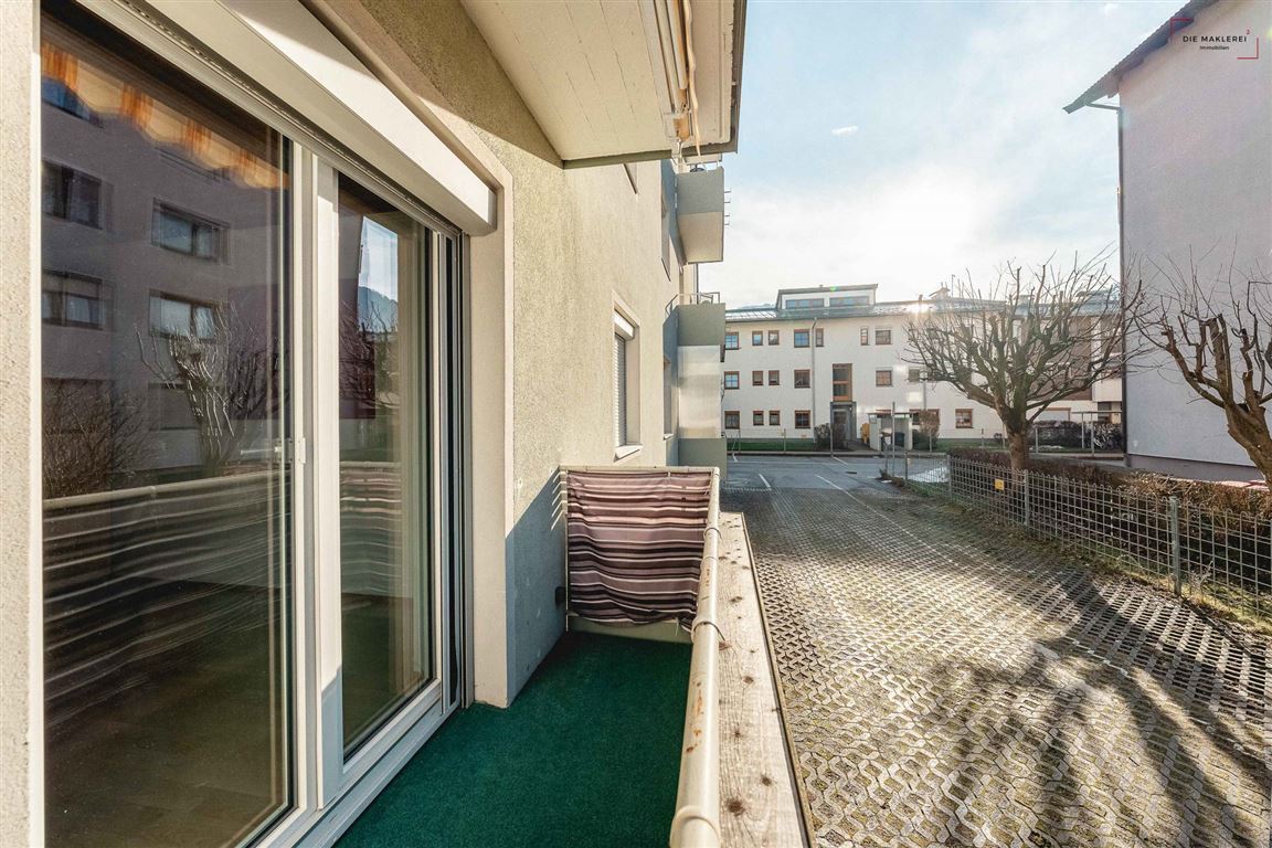 Die_Maklerei_Wörgl-Balkon-Wohnzimmer
